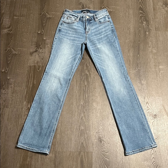 Aeropostale Curvy Mid-Rise Bootcut Jean Size 0 Regular - Picture 2 of 8